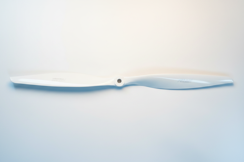Falcon 24x20 Fully White Prop